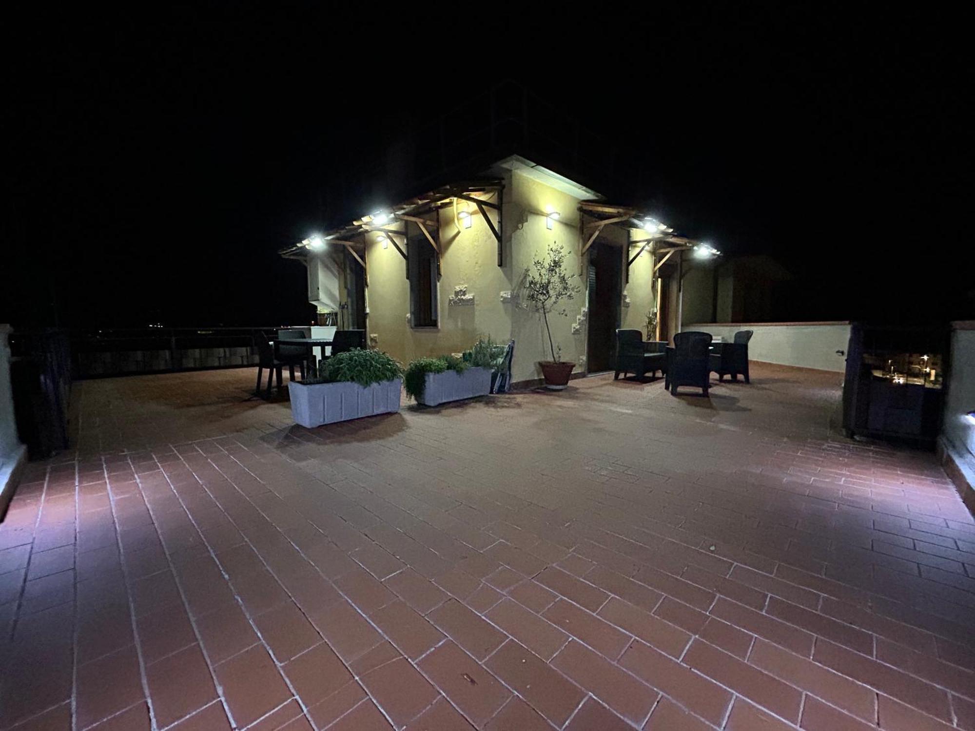 Sesto Piano Apartment Incisa in Val d'Arno Eksteriør bilde