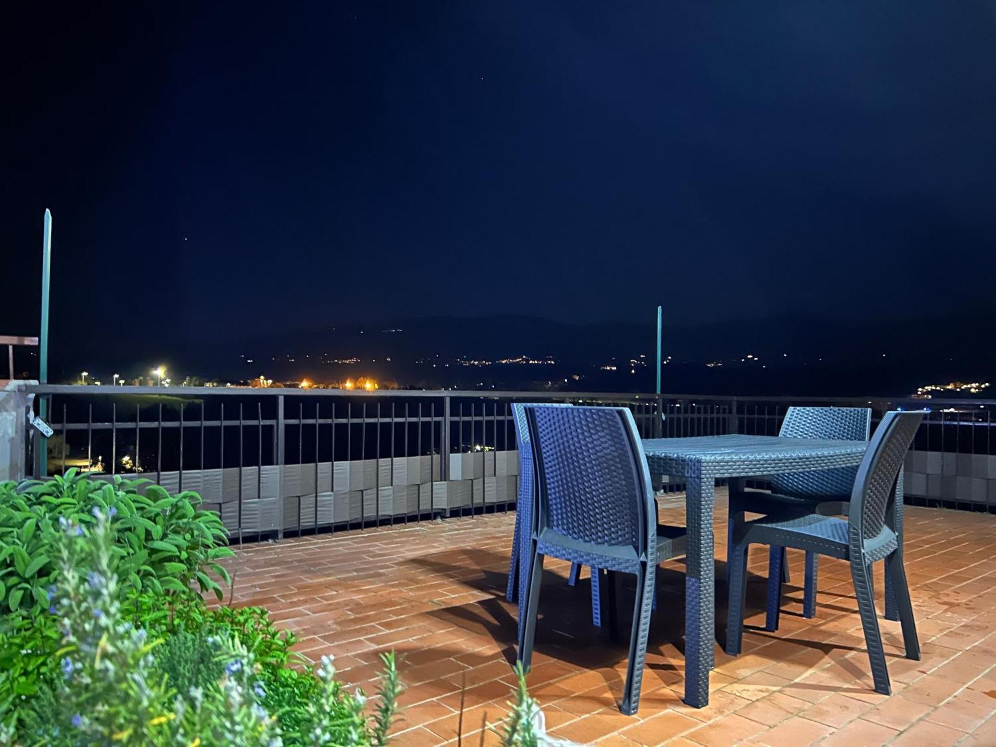 Sesto Piano Apartment Incisa in Val d'Arno Eksteriør bilde